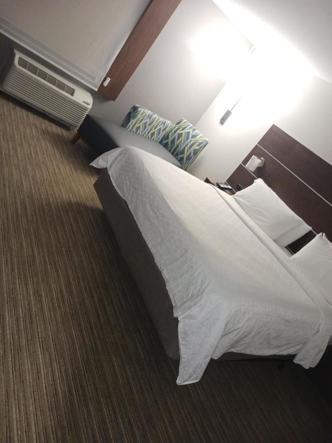 Holiday Inn Express & Suites Gainesville - Lake Lanier Area By Ihg Eksteriør billede